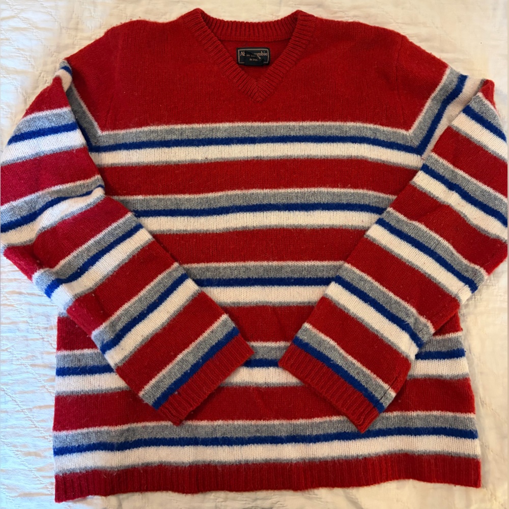 Vintage Y2K Women’s Abercrombie Red White and Blue V-Neck Striped Sweater SZ M